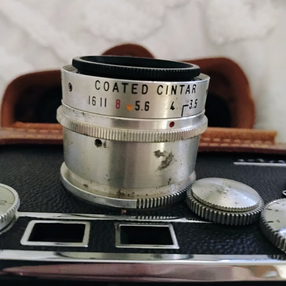 Vintage Argus Range Finder35 mm Camera - Picture 8 of 9
